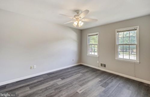 7305 Langsford Ct, Springfield VA  22153-1536 exterior