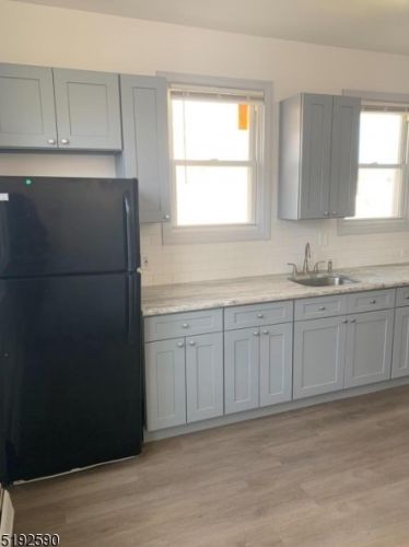 145 21st St, Irvington NJ  07111-4556 exterior