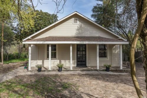 717 Robinson Rd, Sebastopol, CA 95472-4113