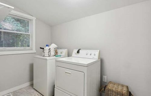 3904 Clairmont Rd, Atlanta GA  30341-4914 exterior