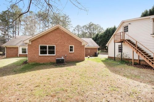 3565 Ebenezer Rd, Conyers GA  30094-3411 exterior