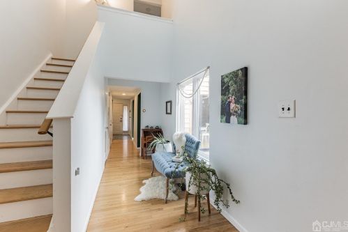 68 Sayre Dr, Princeton NJ  08540-5807 exterior