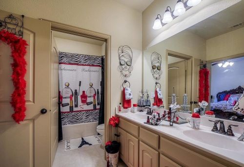 636 Possom Trot Holw, Whitewright TX 75491-7265 exterior