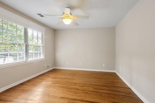 5038 Heatherdale Ln, Atlanta GA  30360-1669 exterior
