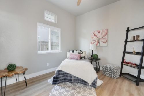 8539 Sun Sprite Ct, Elk Grove CA  95624-3809 exterior