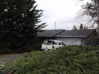 3020 Shasta Ave, Roseburg, OR 97471-2450
