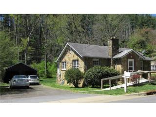 39 Monteith Branch Rd, Sylva, NC 28779-9706