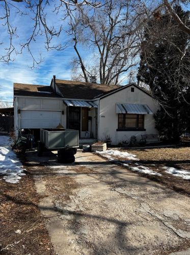 4860 Logan St, Englewood, CO 80113-6844