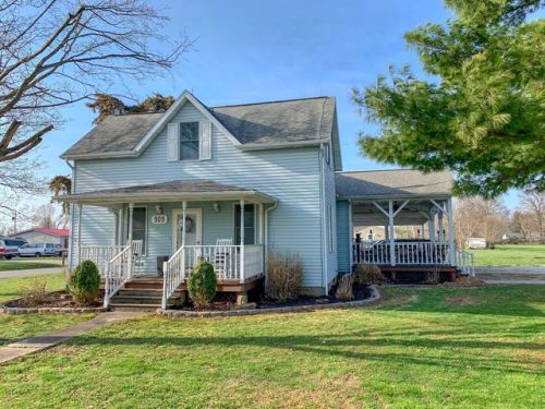 909 Foster St, Wakefield, IL 62448-1870