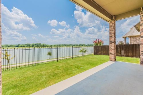 8428 Sandhill Crane Dr, Fort Worth TX  76118-4600 exterior