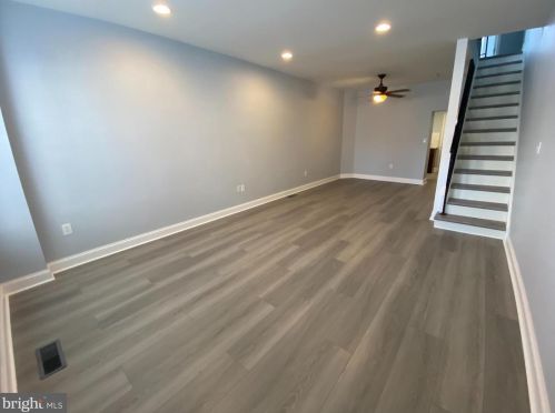 2671 Livingston St, Philadelphia, PA 19125-3842