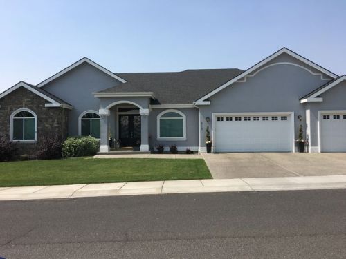 2112 76th Ave, Yakima WA  98903-3212 exterior