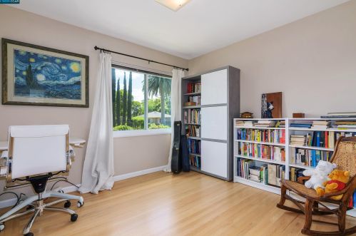 3381 El Monte Dr, Concord CA  94519-2806 exterior