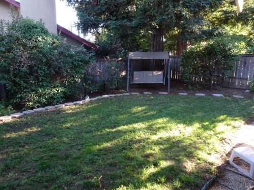 195 Bighorn Ct, Vacaville CA  95687-3438 exterior