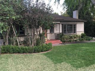 358 Mayflower Ave, Monrovia, CA 91016-1506