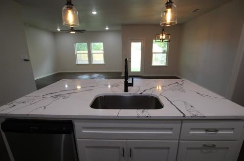 5832 Humbert Ave, Fort Worth TX  76107-6919 exterior