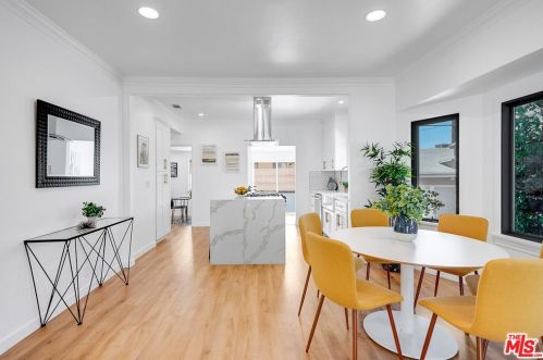 1350 Carlton Dr, Glendale CA  91205-1421 exterior