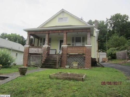106 Biltmore St, Staunton, VA 24401-4701