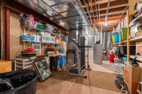 816 Mark Ln, Pingree Grove IL  60140-8278 exterior