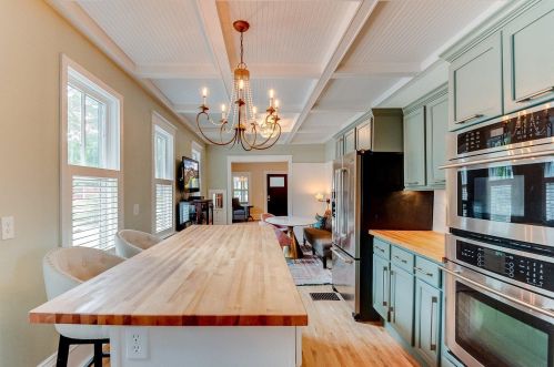 2209 2nd St, Saint Paul MN  55110-3204 exterior