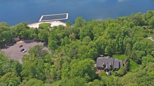63 Lake Rd, Kinnelon, NJ 07405-2453
