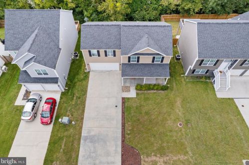 99 Nathaniel Dr, Charles Town WV  25414-1290 exterior