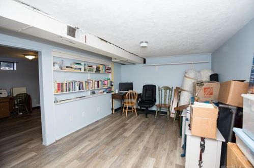 26 Sunrise Cir, Wallingford CT  06492-3225 exterior