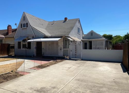 1432 Picardy Dr, Modesto, CA 95351-2339
