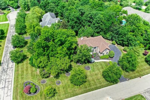 7011 Beech Hollow Dr, Cincinnati, OH 45236-1469