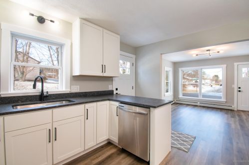 327 Pleasant St, Lewiston ME  04240-4534 exterior