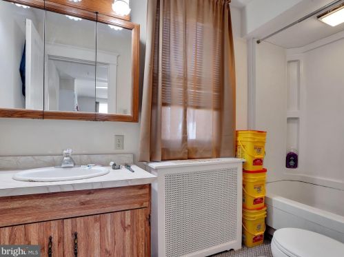 1407 Mount Hope Ave, Primrose PA 17901-1420 exterior