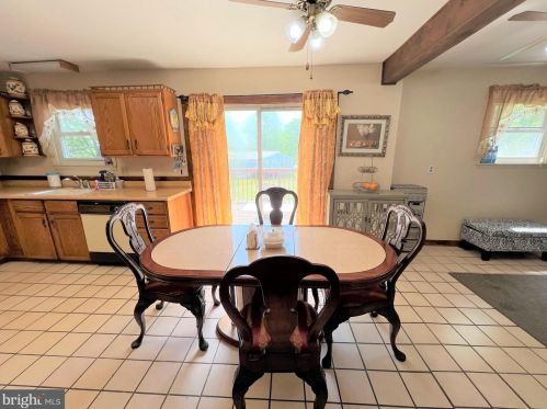 216 Lopax Rd, Harrisburg, PA 17112-3220