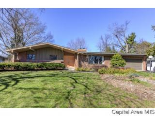 73 Oakmont Dr, Springfield, IL 62704-6209