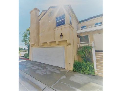 8579 Moody St, Cypress, CA 90630-2217