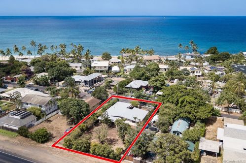 84-824 Fricke St, Nanakuli, HI 96792-1916