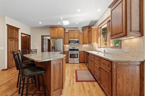 2200 Hadley St, Saint Paul MN  55119-5386 exterior