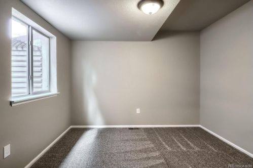 26901 Roxbury Pl, Denver CO  80016-7528 exterior