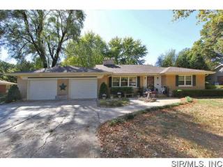 20 Meta Dr, Belleville, IL 62226-4506