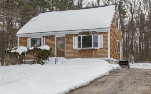 14 Howe St, Allenstown, NH 03275-2111