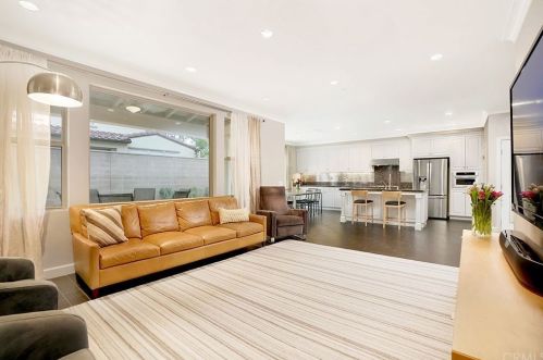 81 Coleridge, Irvine, CA 92620-2142