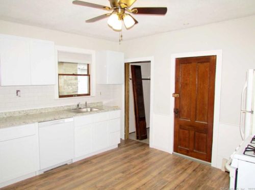 125 Workman Ave, Torrington, CT 06790-4849