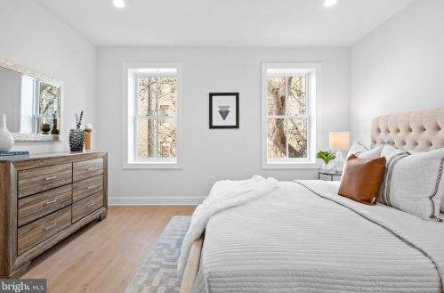 541 22nd St, Philadelphia PA  19130-3130 exterior