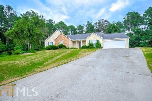 1105 Poplar Ln, Loganville, GA 30052-3663