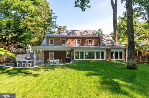 1314 Dl Dr, Silver Spring MD 20910-1601 exterior