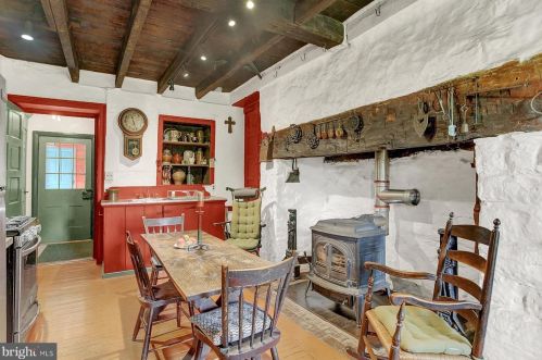 1917 Walnut Bottom Rd, Carlisle PA  17015-9624 exterior