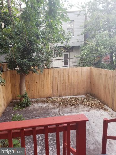 4816 10th St, Philadelphia PA  19141-3930 exterior