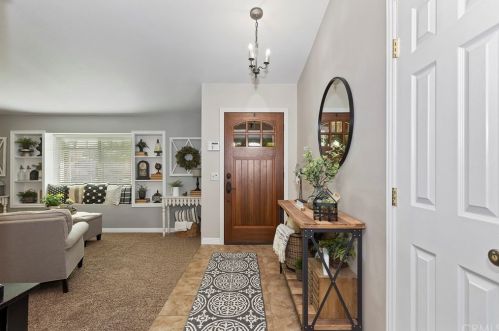 1809 Nottingham Ln, San Dimas, CA 91773-3718