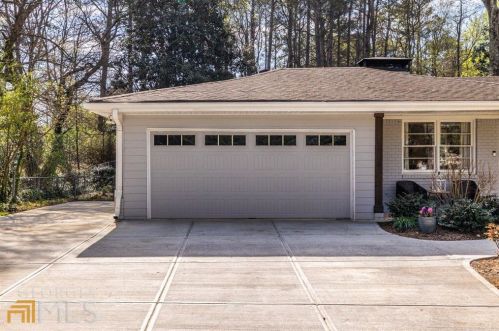 436 Concord Rd, Smyrna GA  30082-3225 exterior
