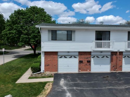 163 Quincy Ct, Hanover Park, IL 60108-1590