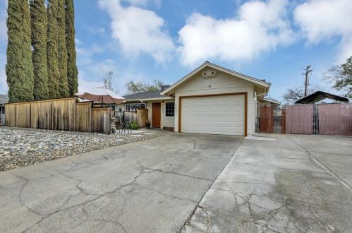 7488 Evening Way, Citrus Heights, CA 95621-1354